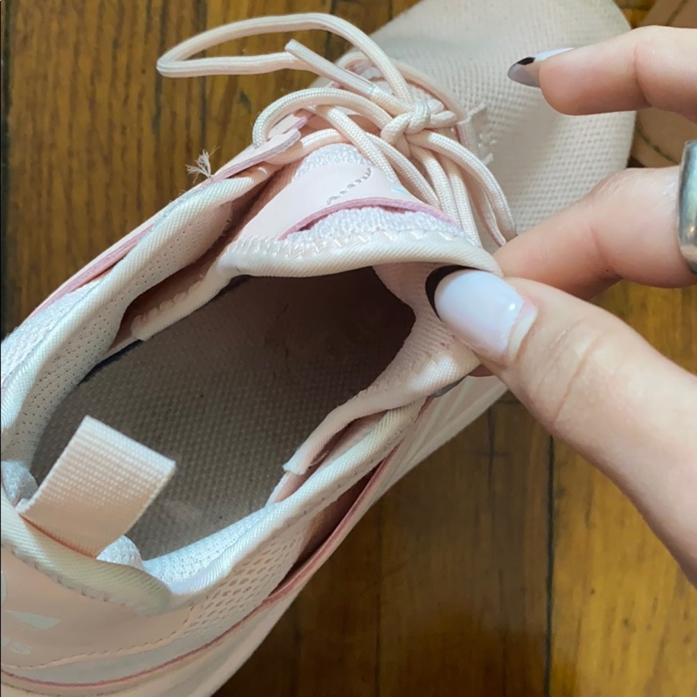 Adidas - Picture 4 of 4